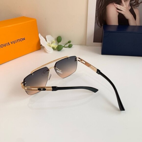 Louis Vuitton Trendsetting Gradient Sunglasses - Picture 6 of 7